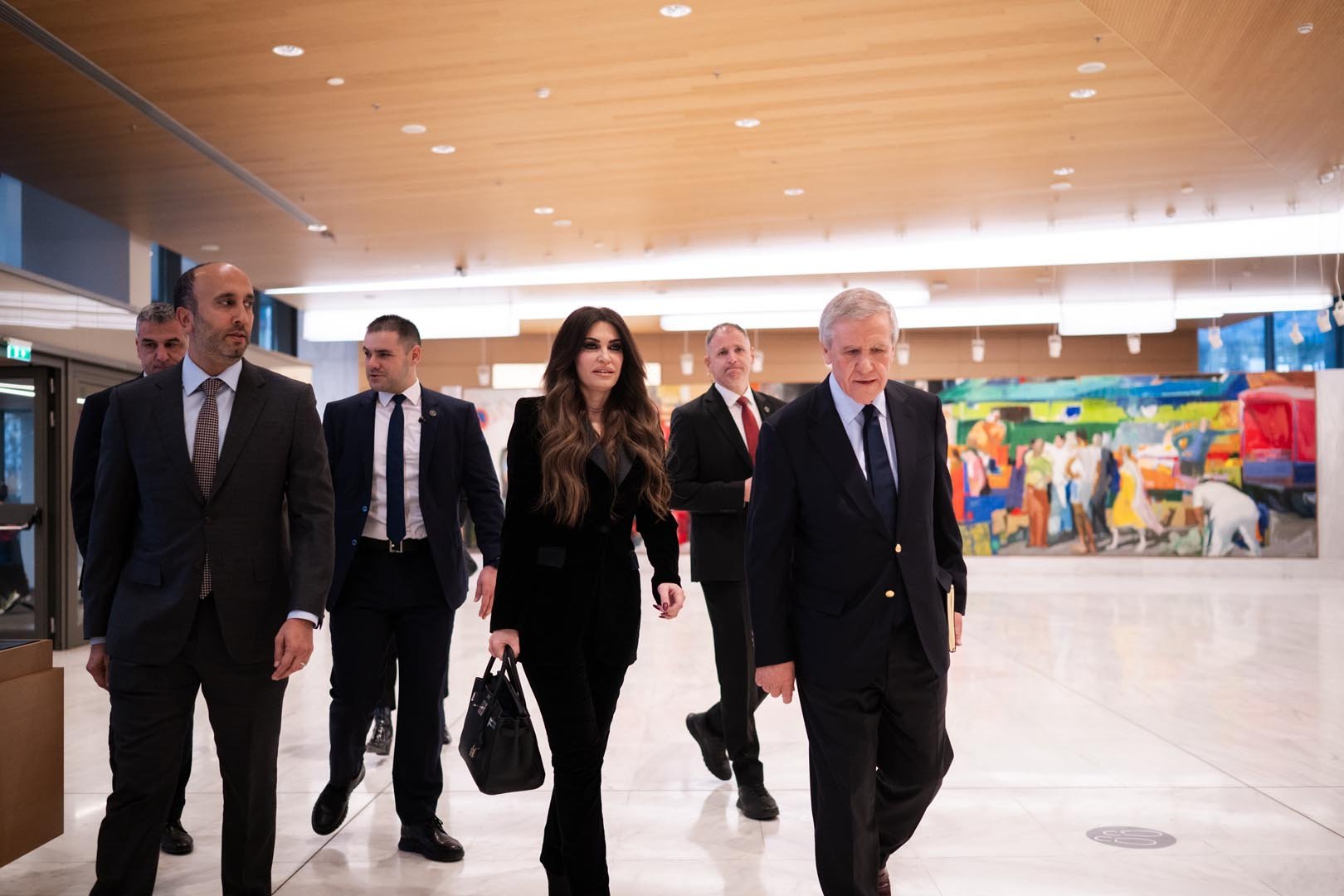 DEF Lecture by Stephen Miran 8